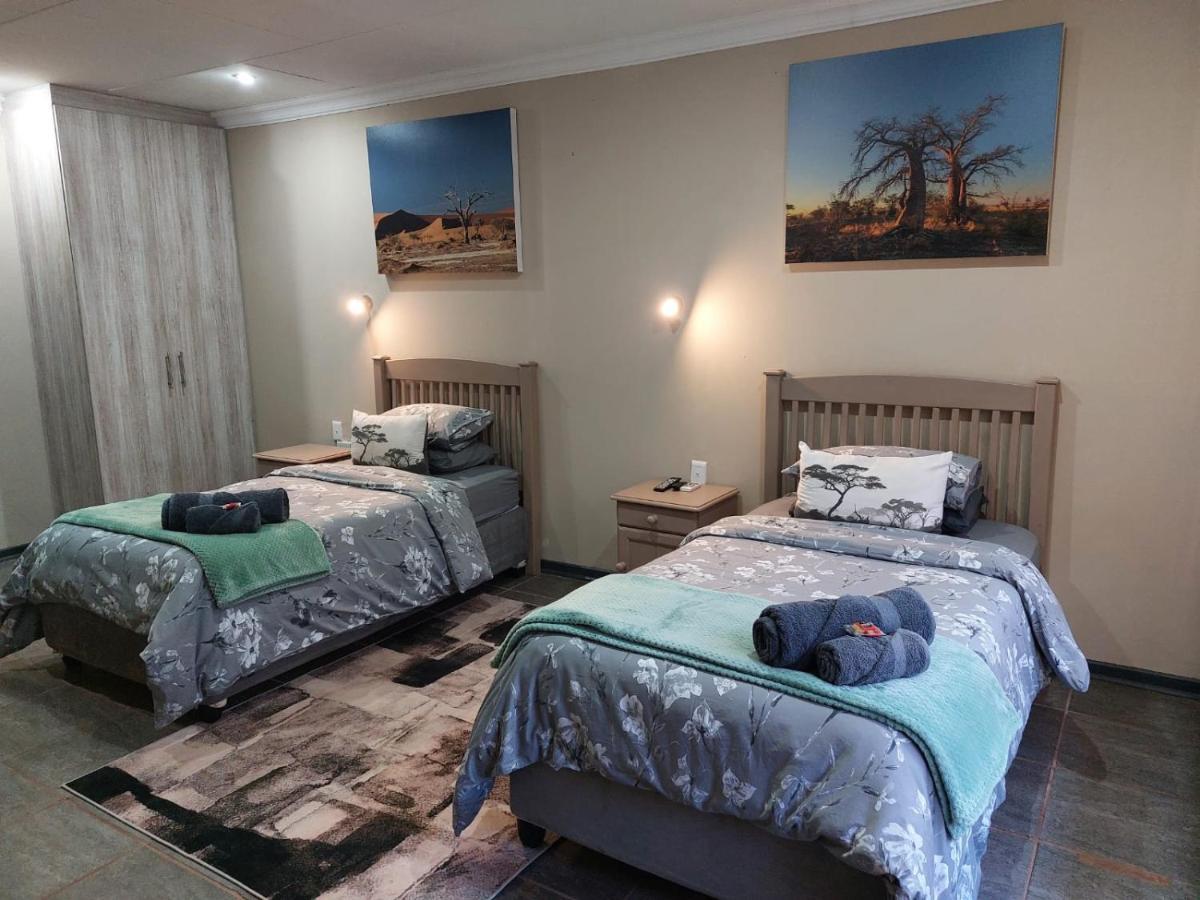 Wisteria Lane Guesthouse Postmasburg Extérieur photo