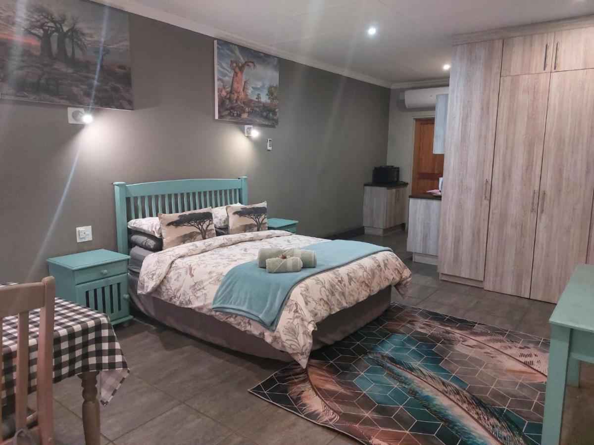 Wisteria Lane Guesthouse Postmasburg Extérieur photo