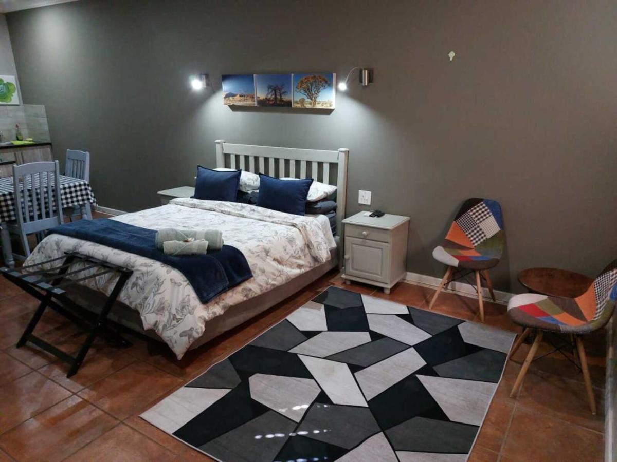 Wisteria Lane Guesthouse Postmasburg Extérieur photo